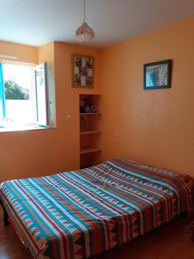 Le Petit Plessis Cure Villa Lire Exterior photo